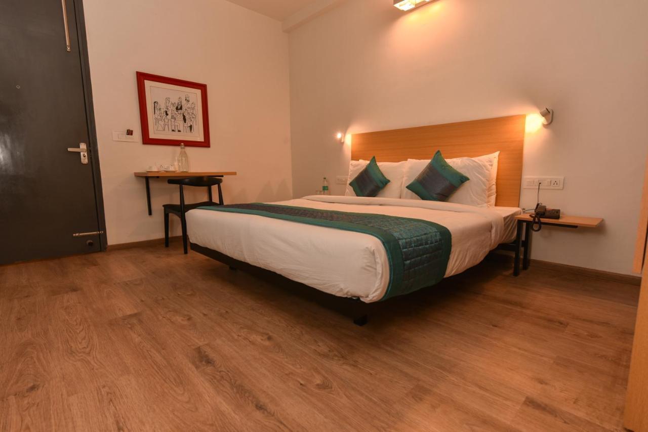 Hotel Admire Inn "Near Atal Chowk, Sector 15, Vasundhara" Ghaziabad Buitenkant foto