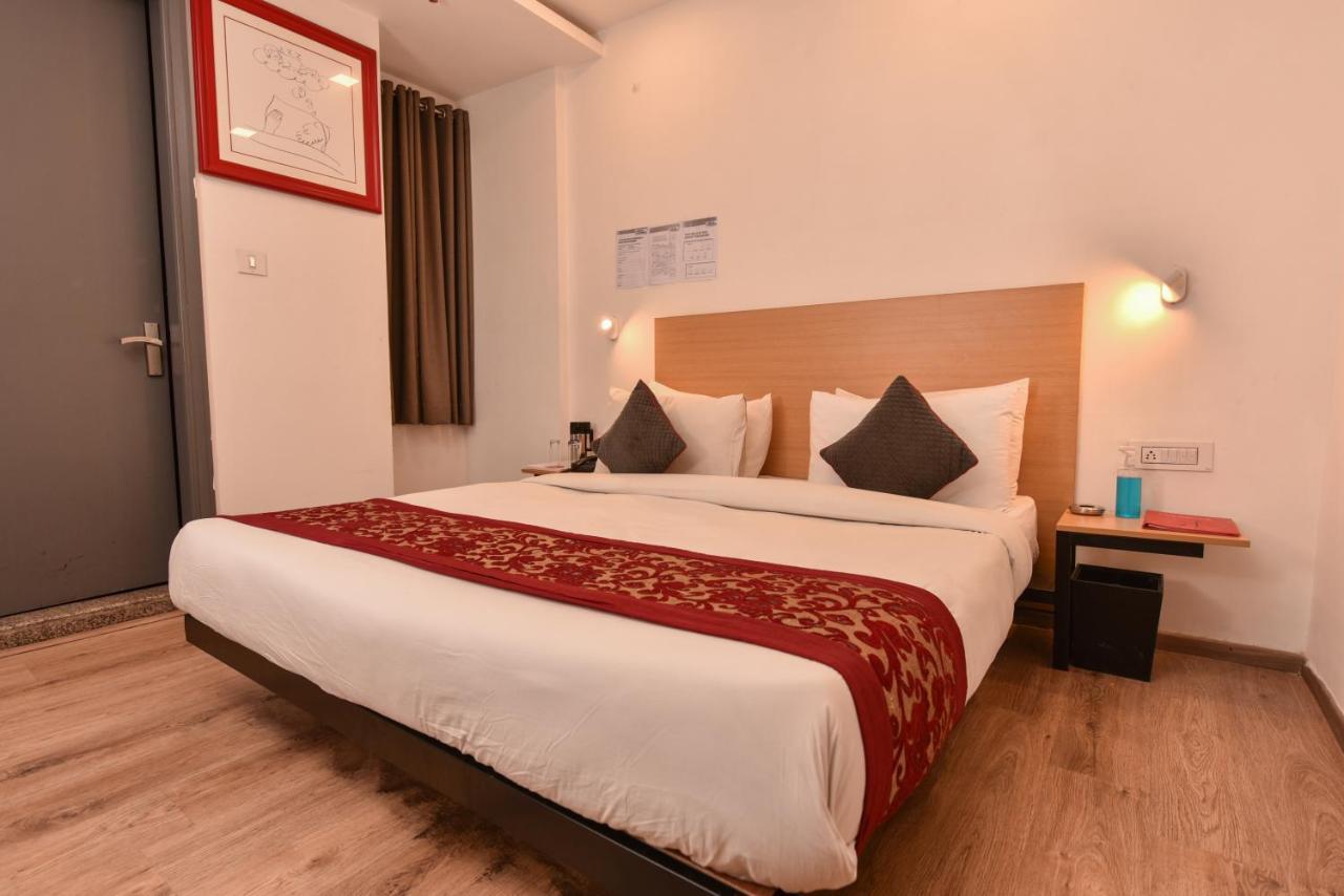 Hotel Admire Inn "Near Atal Chowk, Sector 15, Vasundhara" Ghaziabad Buitenkant foto