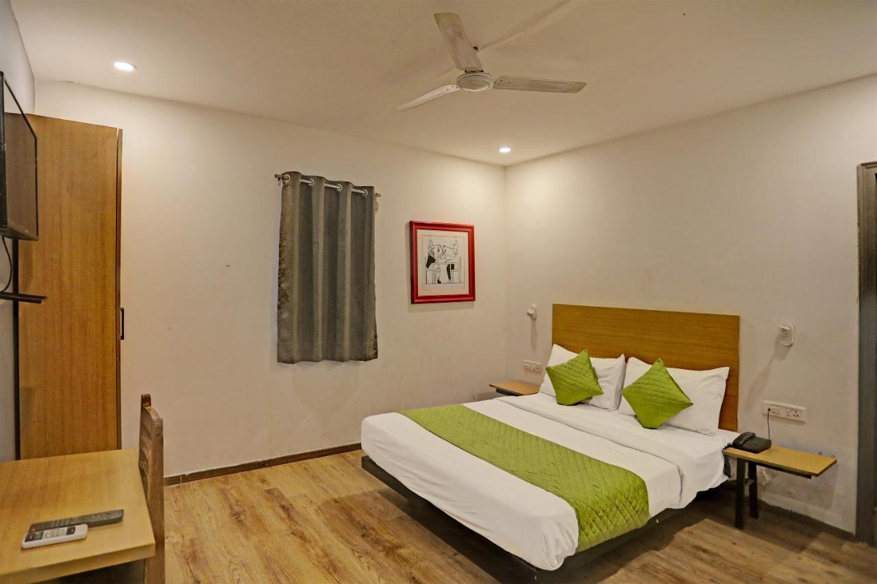 Hotel Admire Inn "Near Atal Chowk, Sector 15, Vasundhara" Ghaziabad Buitenkant foto