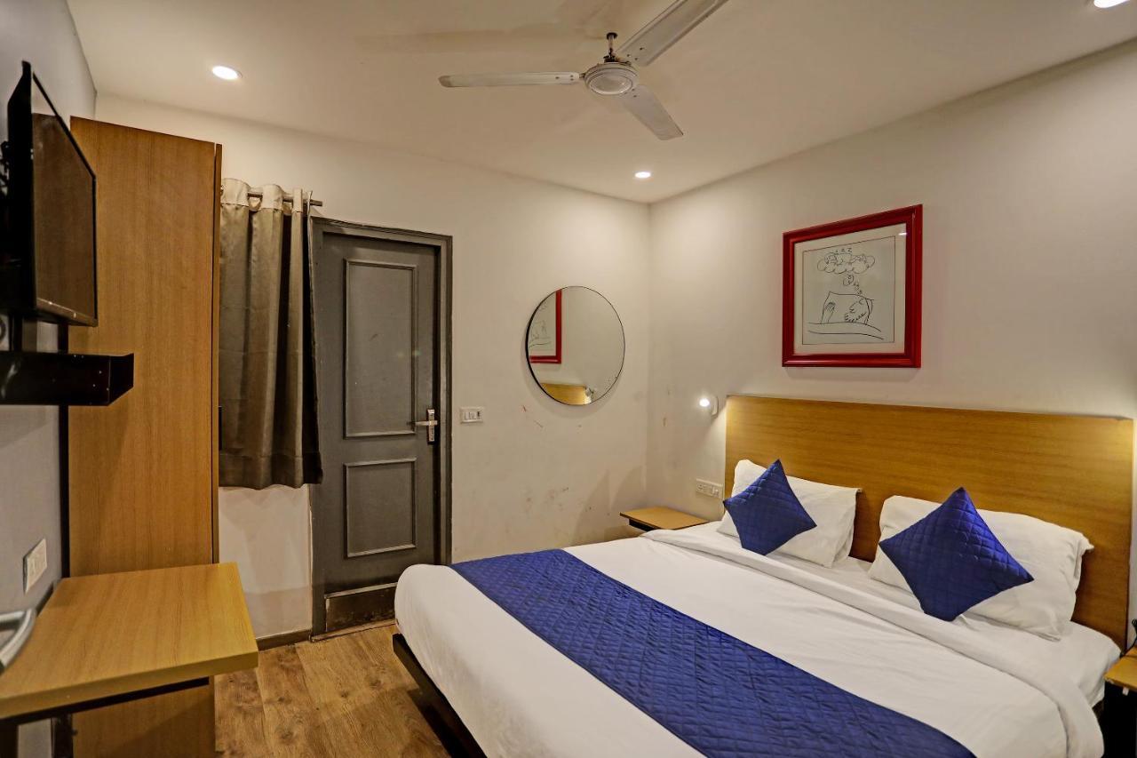 Hotel Admire Inn "Near Atal Chowk, Sector 15, Vasundhara" Ghaziabad Buitenkant foto