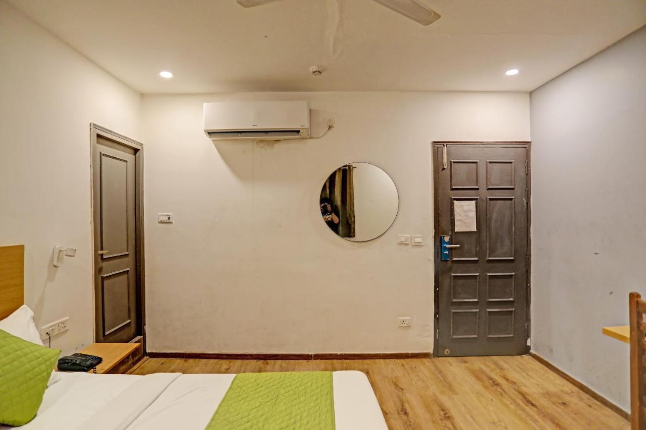 Hotel Admire Inn "Near Atal Chowk, Sector 15, Vasundhara" Ghaziabad Buitenkant foto